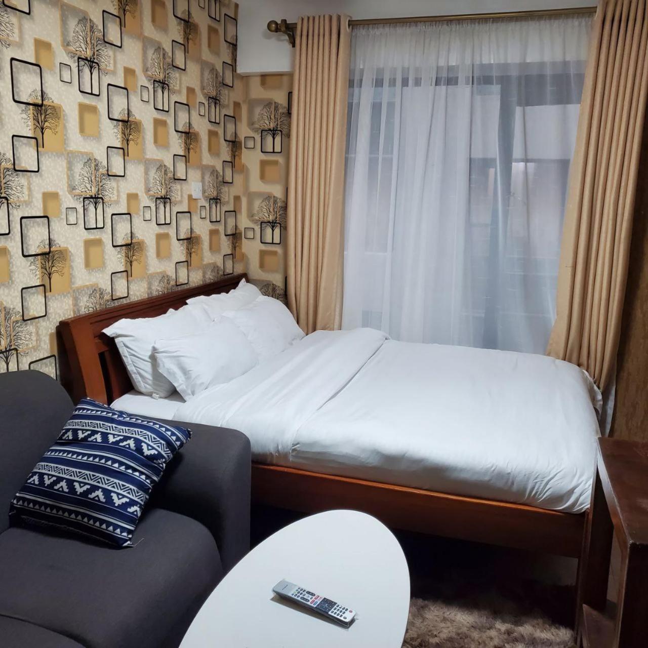 דירות ניירובי Lovely & Cozy Compact Studio Near Airport With Rooftop View מראה חיצוני תמונה
