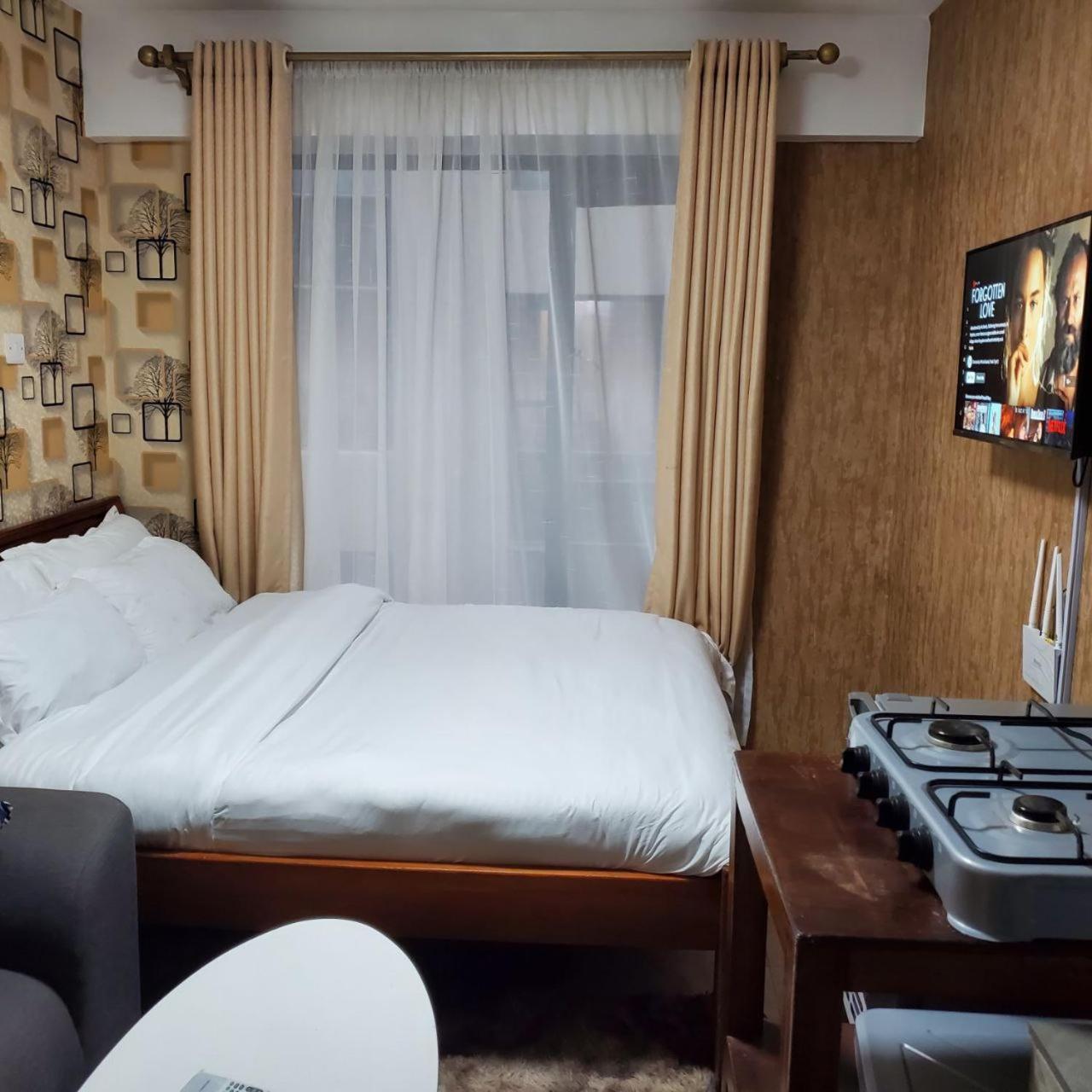 דירות ניירובי Lovely & Cozy Compact Studio Near Airport With Rooftop View מראה חיצוני תמונה