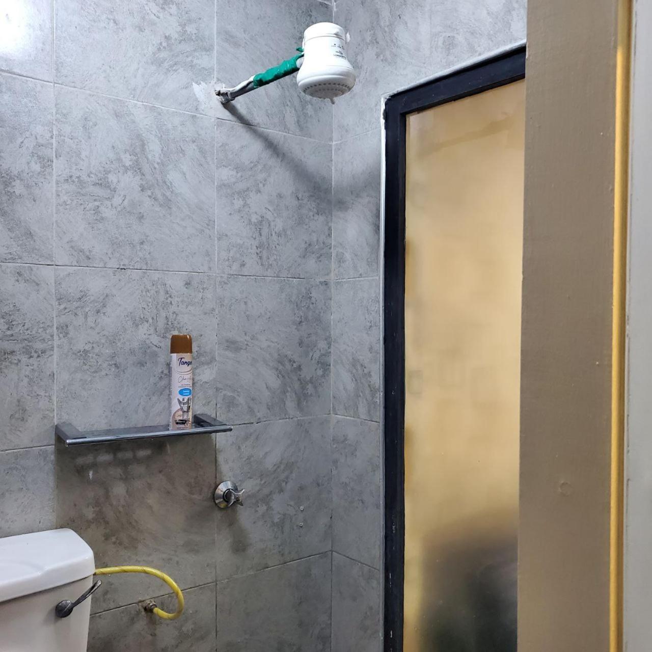 דירות ניירובי Lovely & Cozy Compact Studio Near Airport With Rooftop View מראה חיצוני תמונה