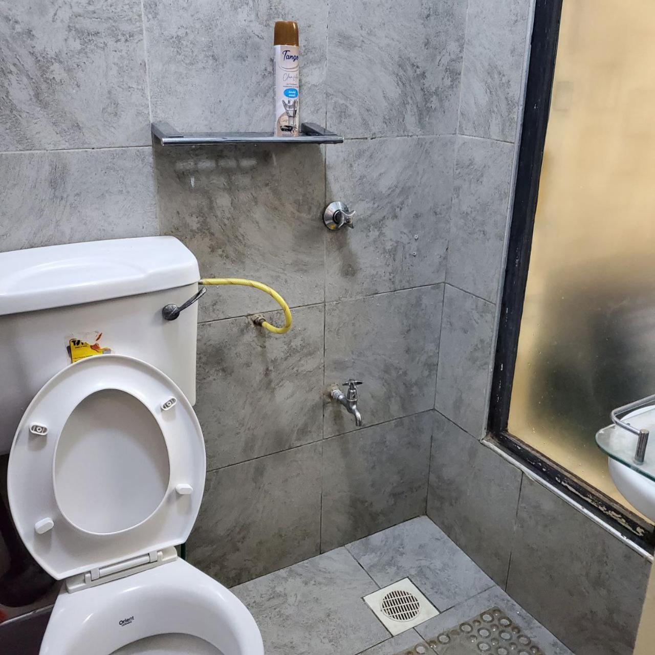 דירות ניירובי Lovely & Cozy Compact Studio Near Airport With Rooftop View מראה חיצוני תמונה